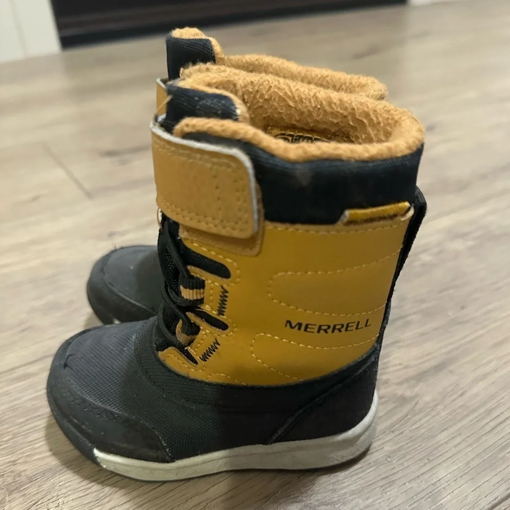 Merrell Little Kids toddler Unisex Yellow Black Snow Storm Waterproof Boot Sz 4